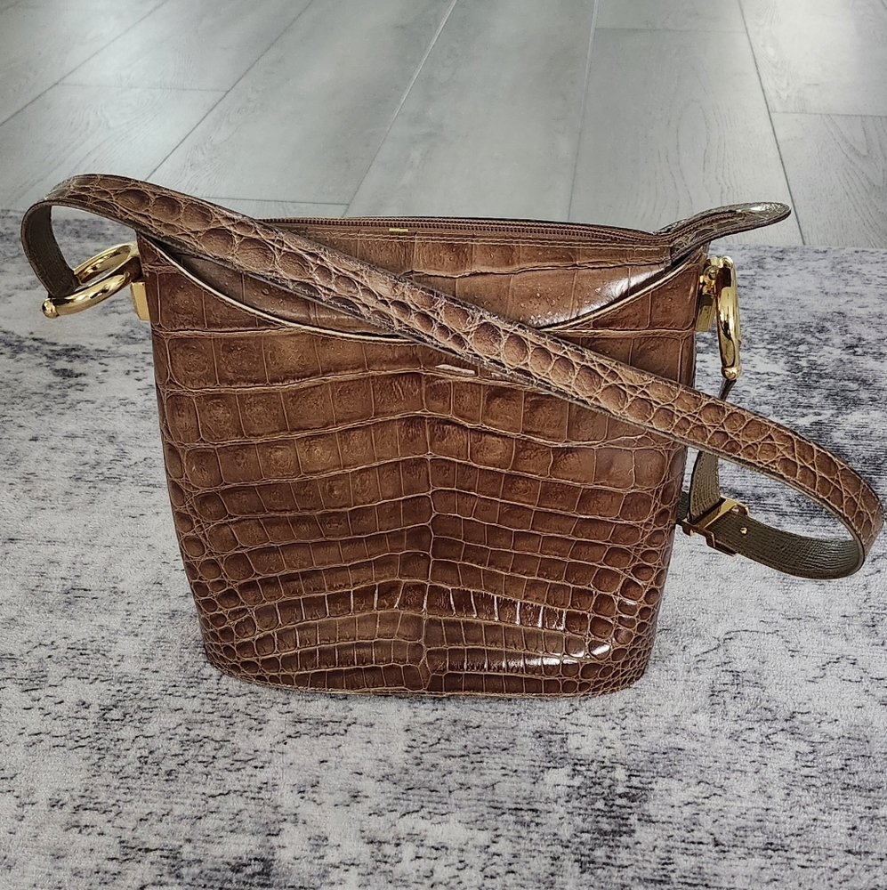 Gianfranco FERRE Vintage $1,990 Leather Croc Embossed Shoulder Bag Brown Gold